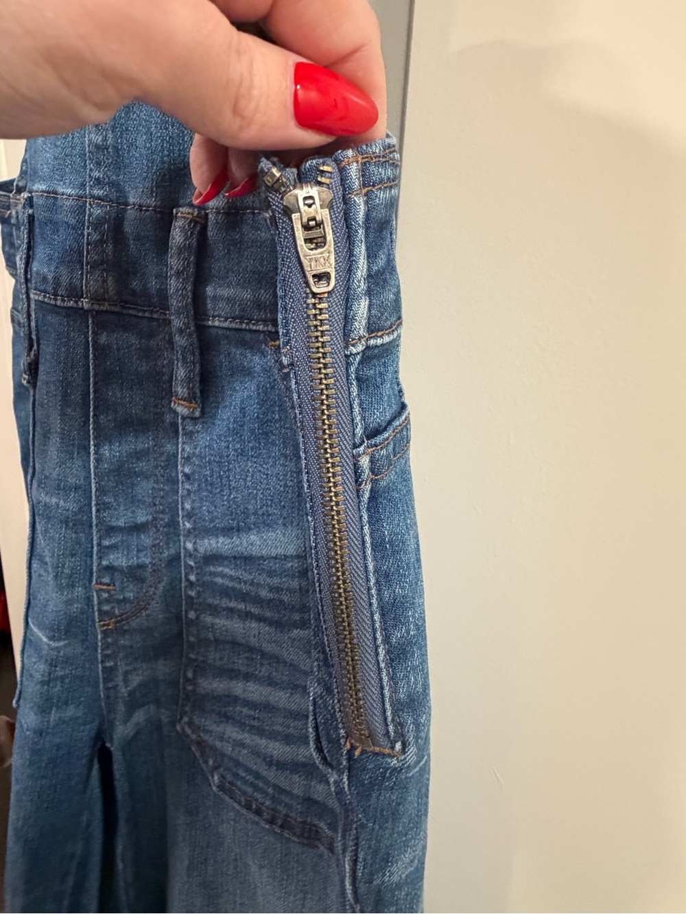 Madewell Skinny Denim Overalls XS Raw Hem Adjustable Strap Crop Jeans - Picture 3 of 6